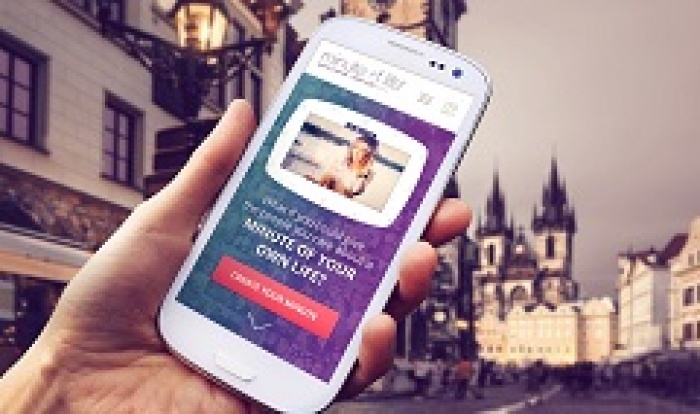 Украинский стартап Minute of Life запускает серию интернет-роликов, которые показывают, как оставить свое виртуальное видеосообщение на реальном предмете.