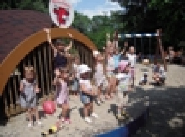 Лето с «Веселою Корівкою» в зоопарке: килотонны позитивных эмоций